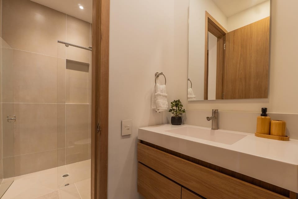 Shower, Bathroom