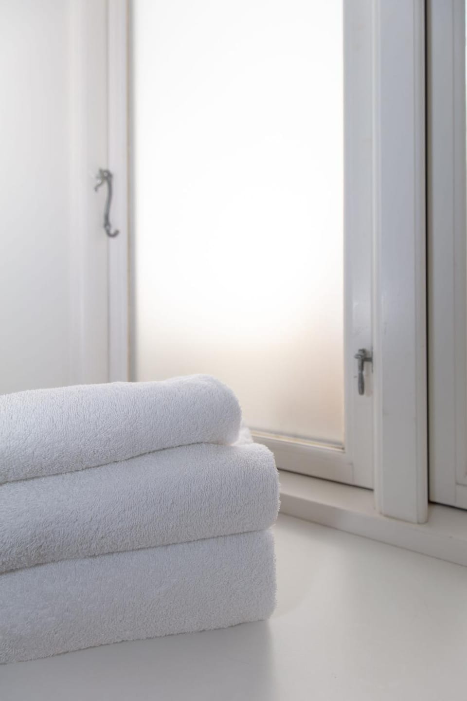 Bathroom, towels
