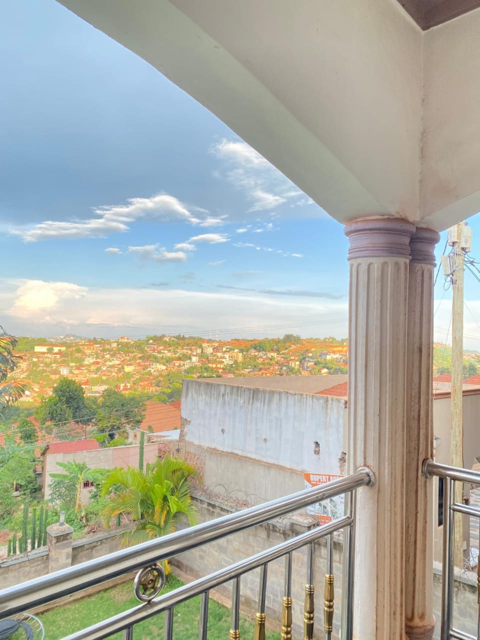 View (from property/room), Balcony/Terrace, City view