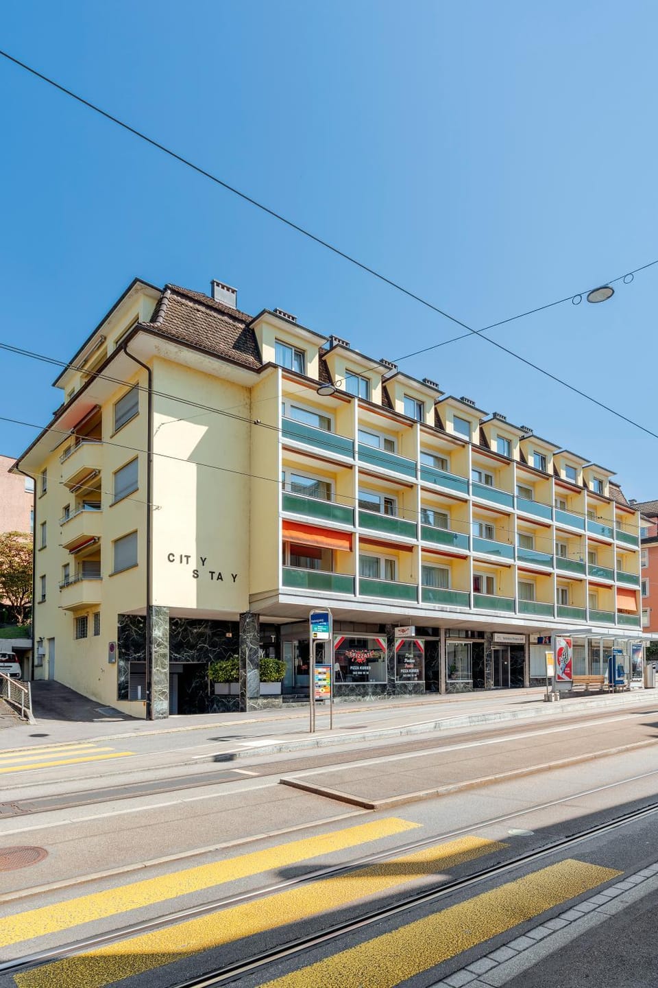 Property building, Facade/entrance