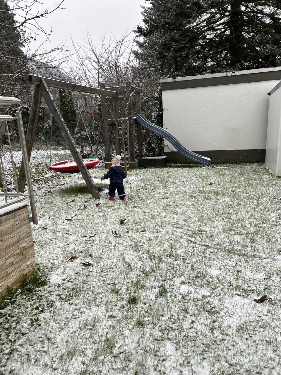 Winter, Children play ground