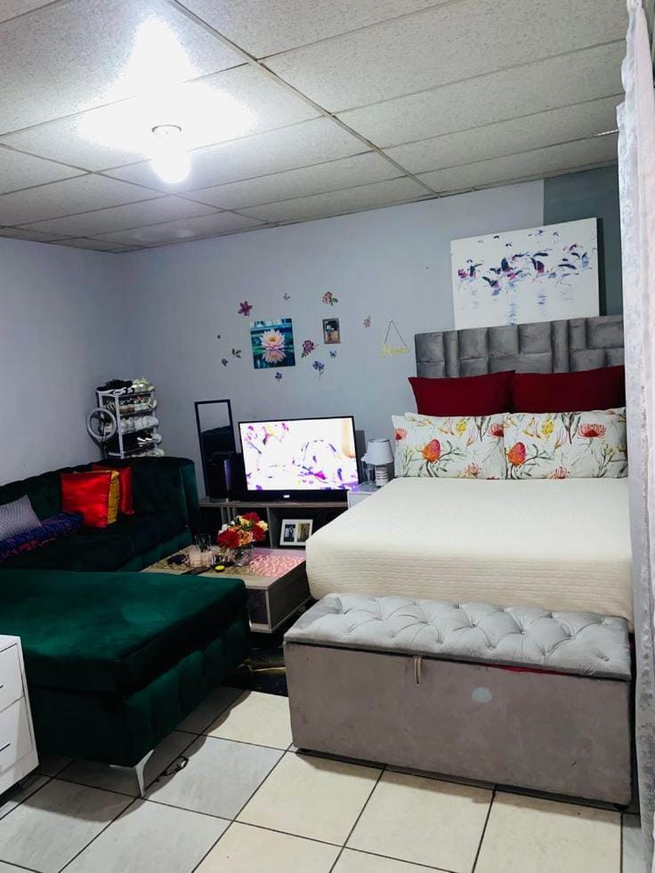 lake park court Bed and Breakfast in Kenya