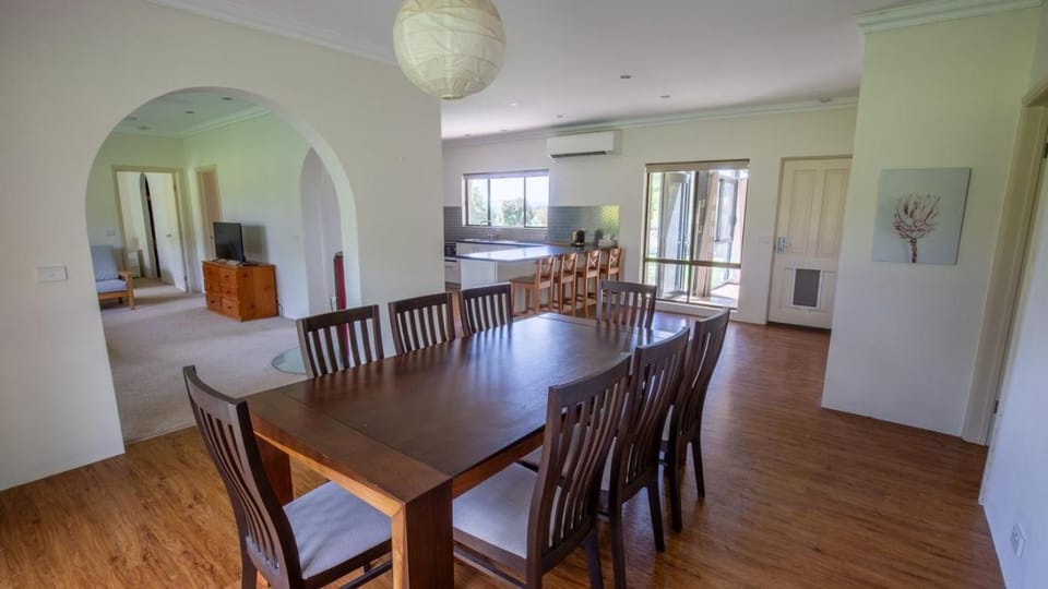 Stoneleigh Stays House in Mansfield