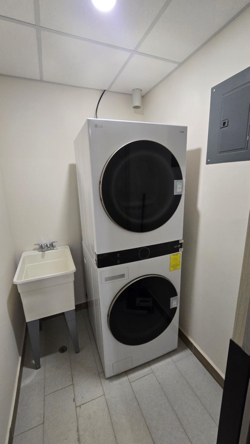 laundry, washing machine, dryer