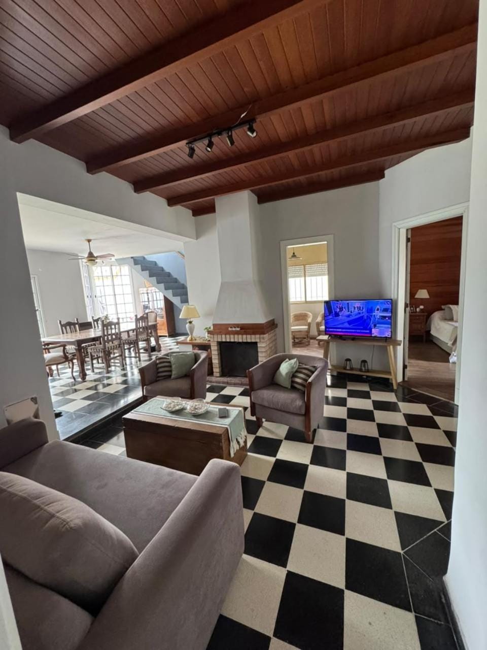 Communal lounge/ TV room