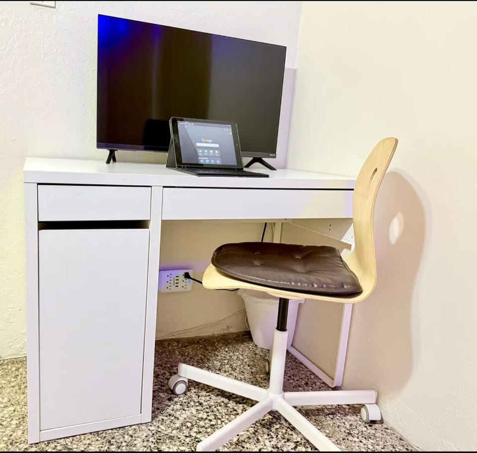 TV and multimedia, Seating area