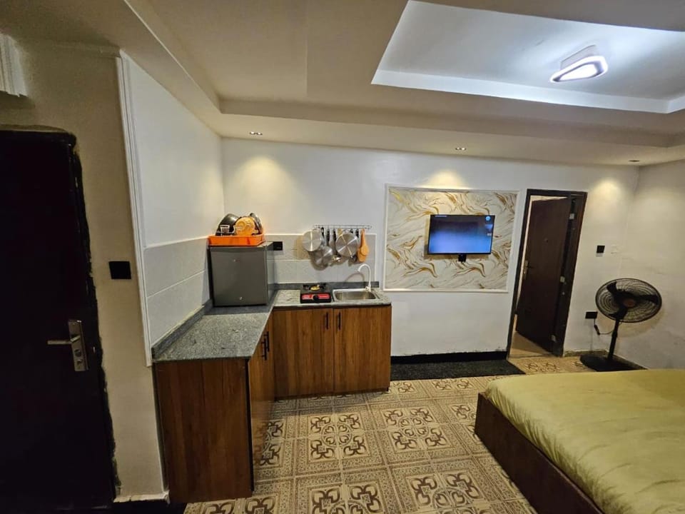 TV and multimedia, Kitchen or kitchenette