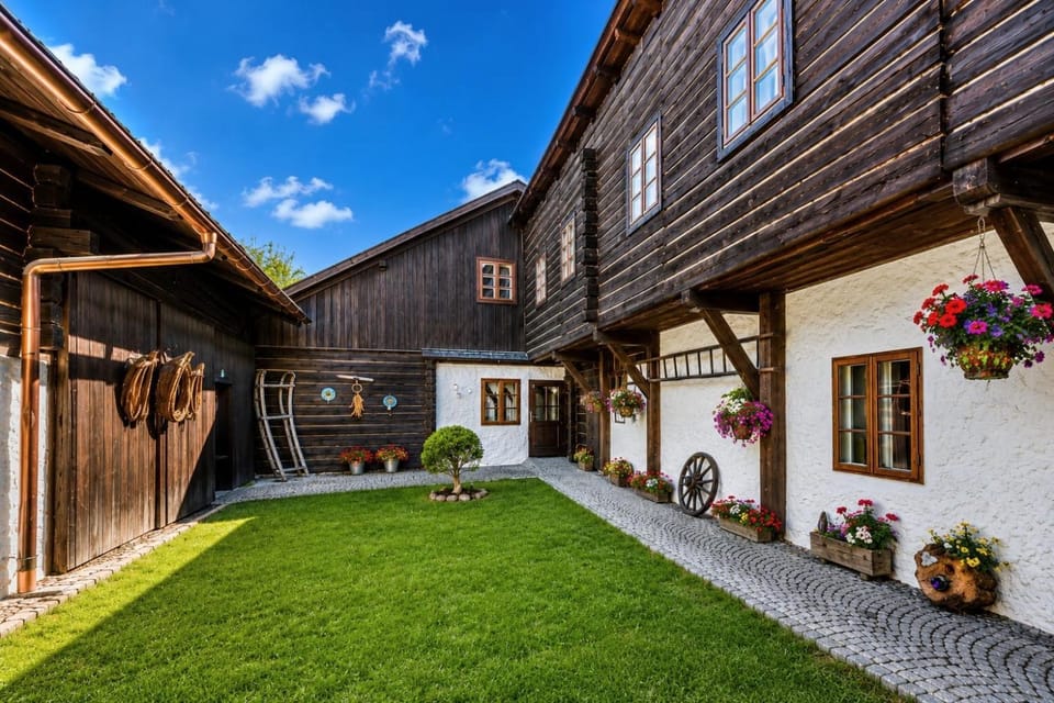 Property building, Inner courtyard view