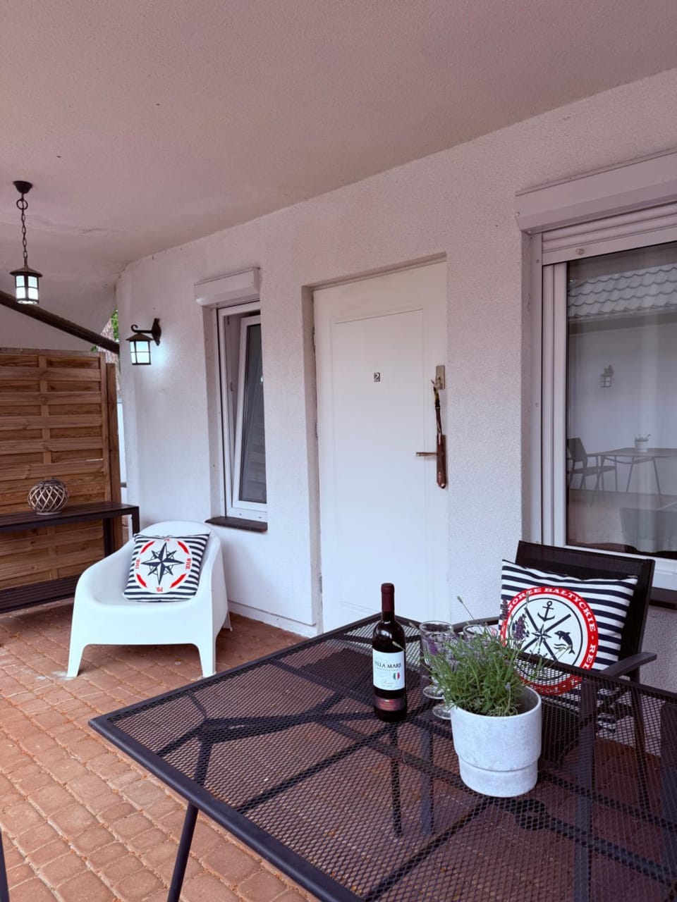 VILLA MARE APARTAMENTY POBIEROWO Tarasy Grill Parking Apartment in West Pomeranian Voivodeship, Poland