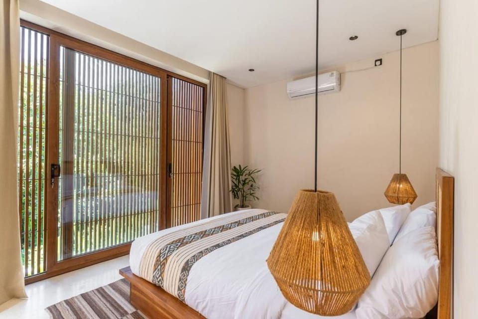 Property building, Bed, Day, View (from property/room), Photo of the whole room, Bedroom, air conditioner