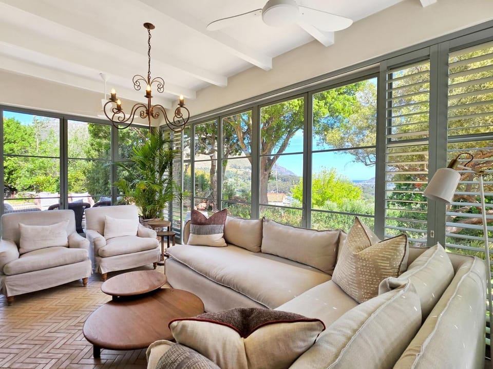Avignon Estate 3 Bedroom Villa, Hout Bay Villa in Cape Town