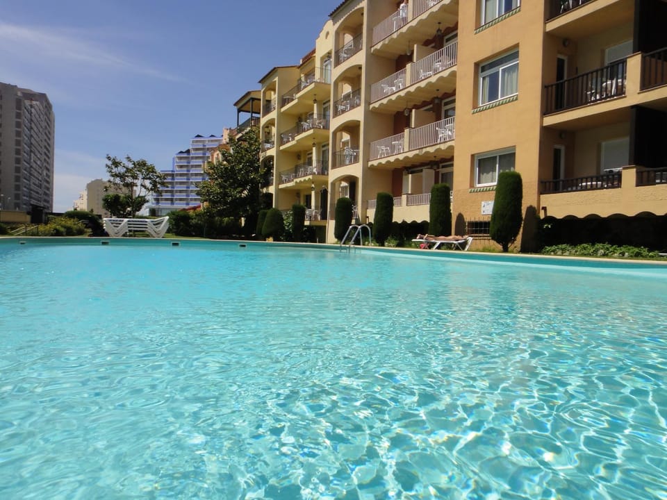 Property building, Facade/entrance, Garden, Swimming pool