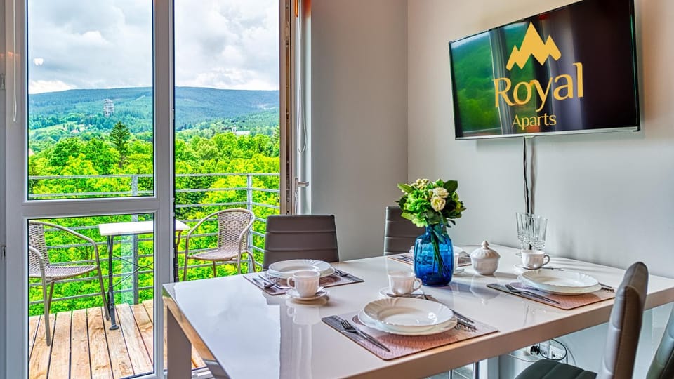 TV and multimedia, Mountain view