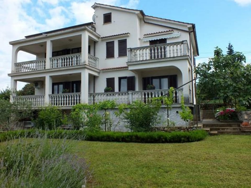 Facade/entrance, Off site, Day, Summer, Garden view