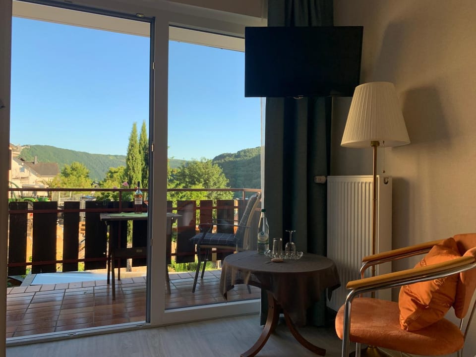 Day, View (from property/room), Balcony/Terrace, Seating area