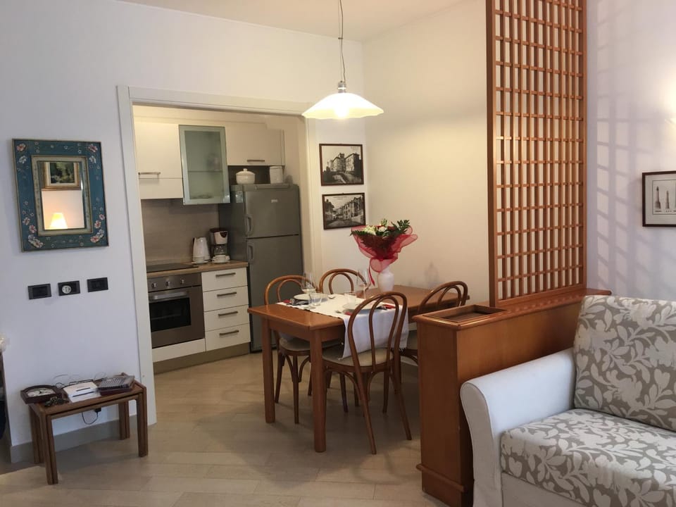 apartment Zagara - Gardone Riviera center Apartment in Lake Garda