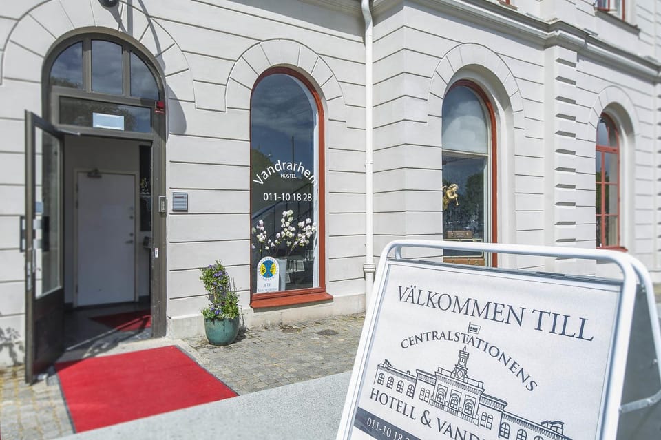 Facade/entrance, Property logo or sign