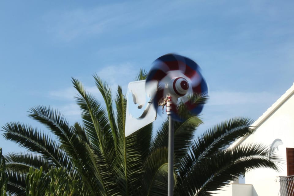 Location, children, Family