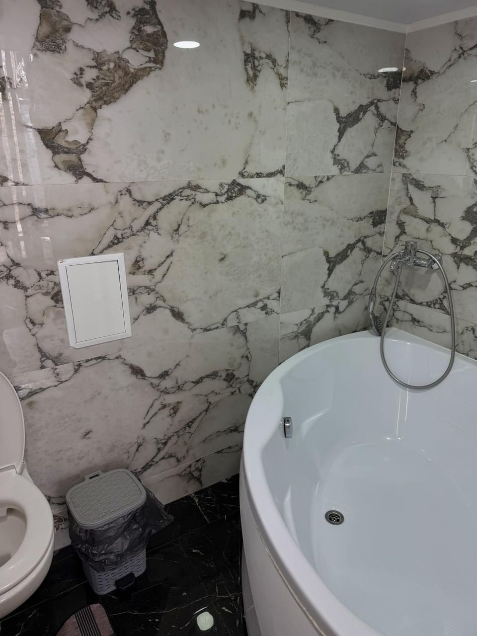 Апартамент с дизайнерским ремонтом Apartment in Kazakhstan