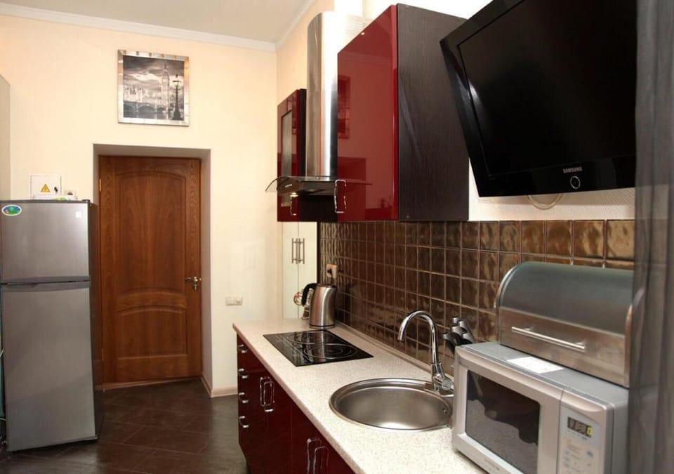 TV and multimedia, Kitchen or kitchenette, stove, toaster