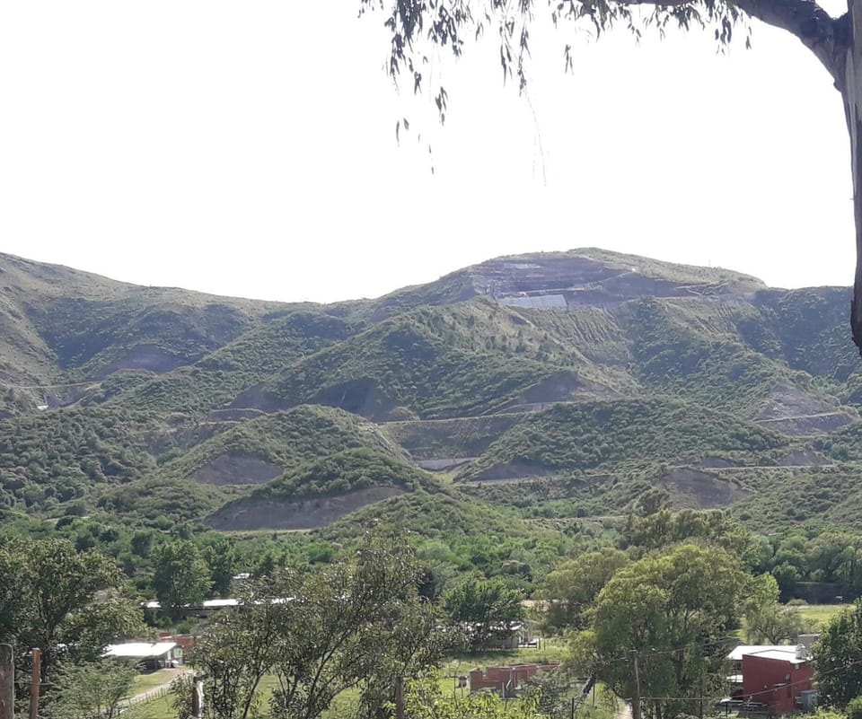Spring, Off site, Day, Neighbourhood, Natural landscape