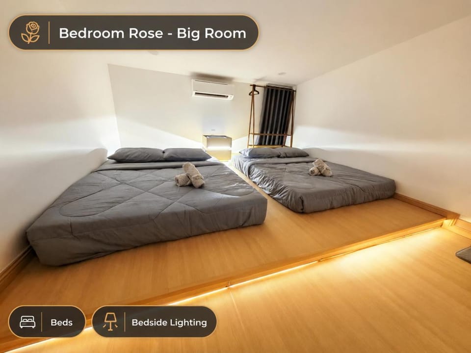 Bedroom, towels