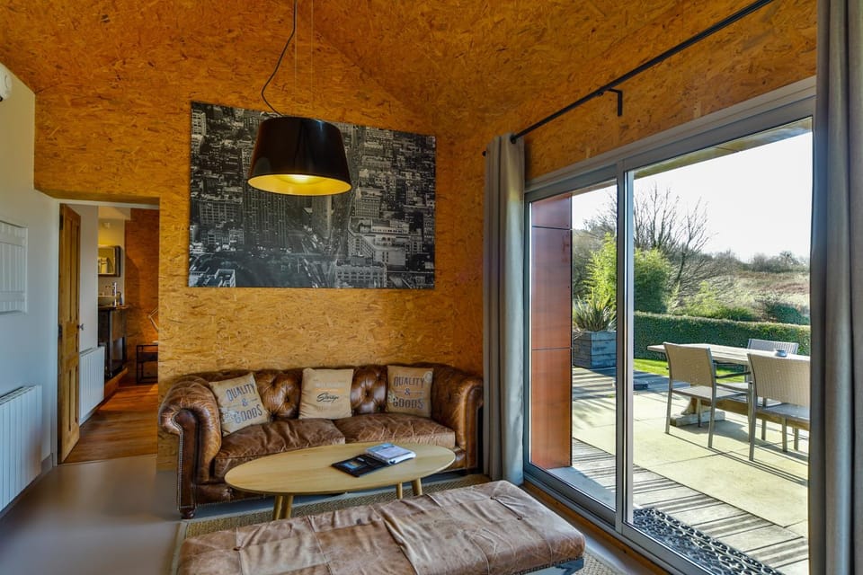 Living room, Garden view, Sea view