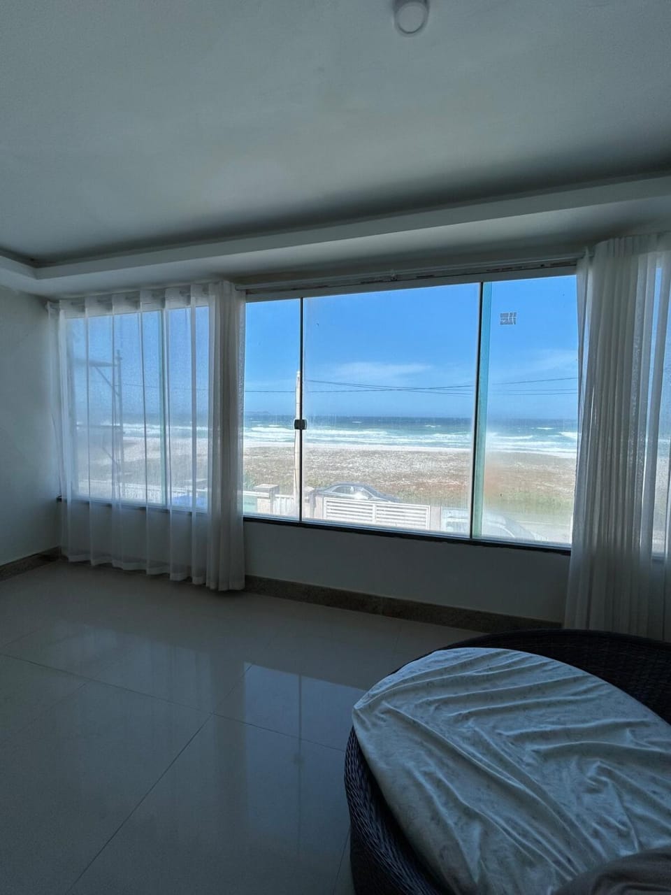 Best beachfront triplex House in Cabo Frio