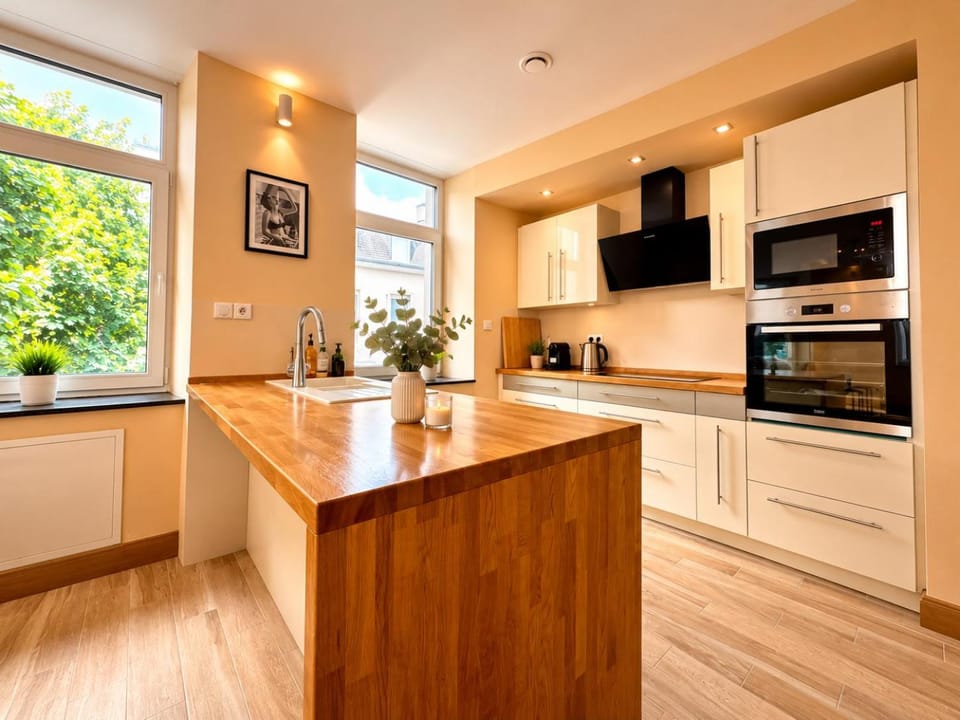 Serenity&Refined 2 bedrooms stay Apartment in Luxembourg