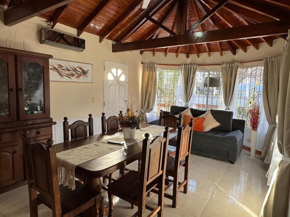 Casa de Rosa House in Villa de Merlo