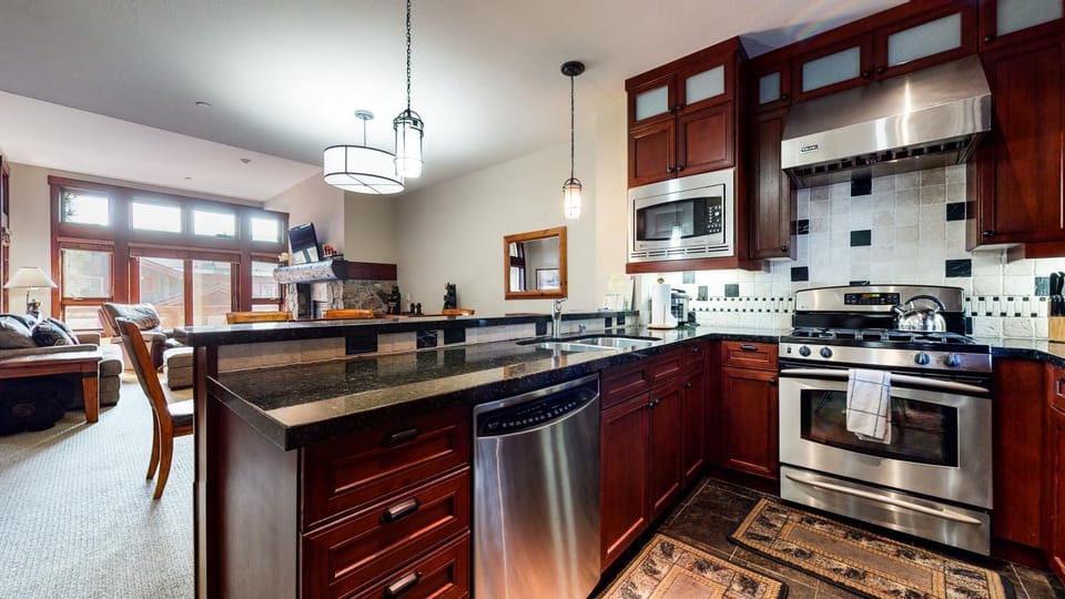 Juniper Crest 6 Apartment House in Mammoth Lakes