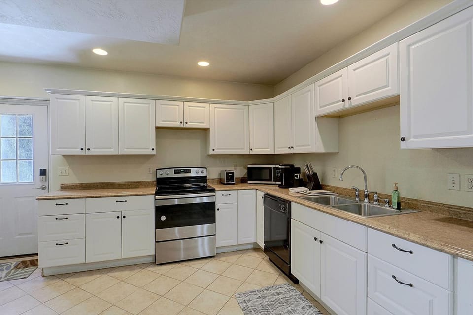 Highland Guest Suite: Great Location! Apartment in American Fork