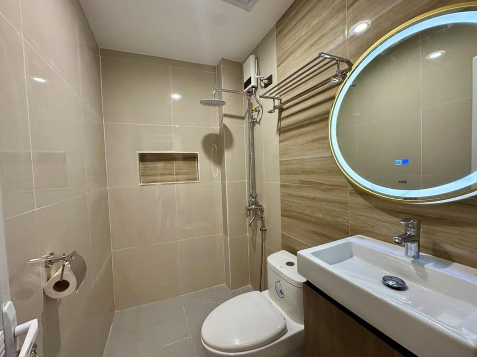 Miguel Apartment with 2 Bedroom near the beach, subic yacht and Inflatable Island Apartment in Olongapo