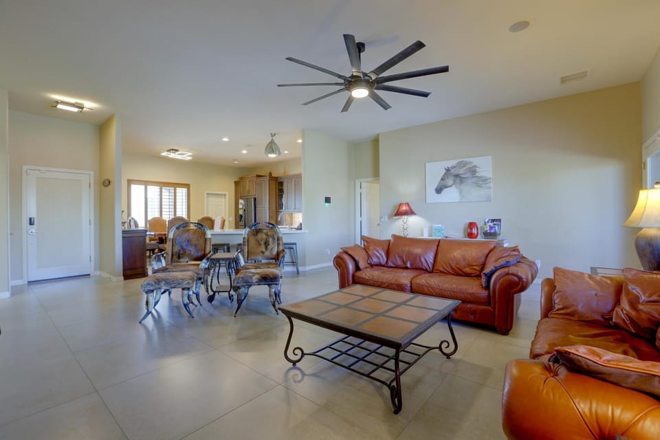 Alanamari Estate, Pool, Hot-tub, Golf, Hike, Pets House in Anthem