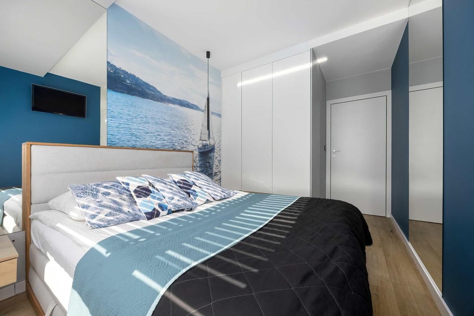 Bed, Bedroom, wardrobe