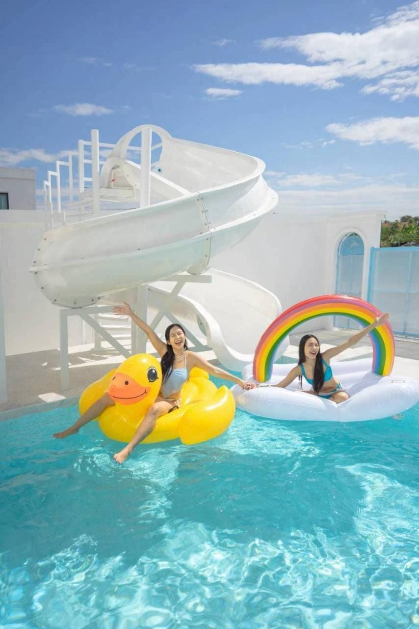 Pool view, Swimming pool, Swimming pool