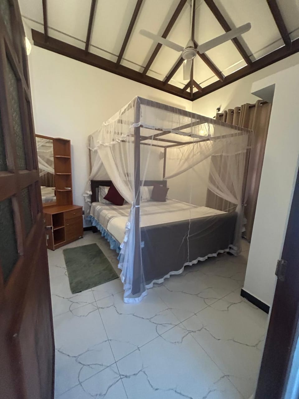 Villa Avon Apartment in Hikkaduwa