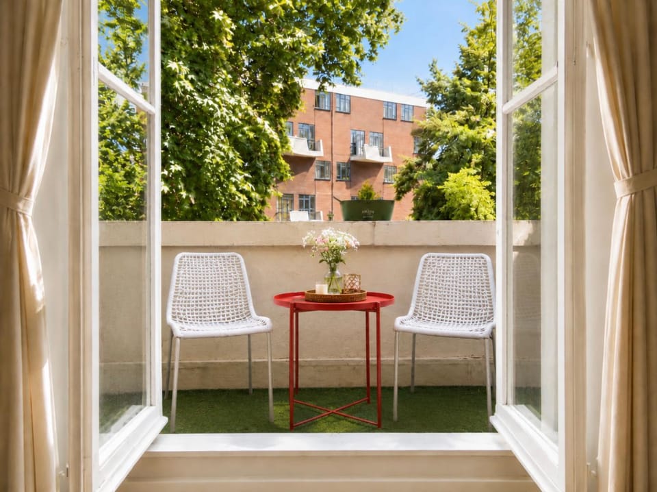 Patio, Day, View (from property/room), Balcony/Terrace, Seating area, Dining area