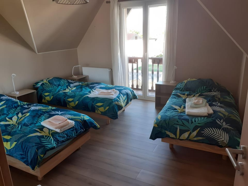 Property building, Living room, Bedroom