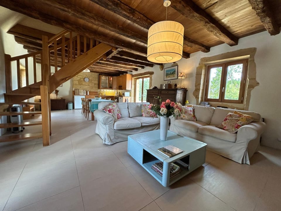 Property building, Living room
