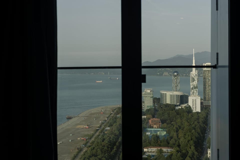 Sea & Boulevard view studio high floor - Wehost Apartment in Batumi