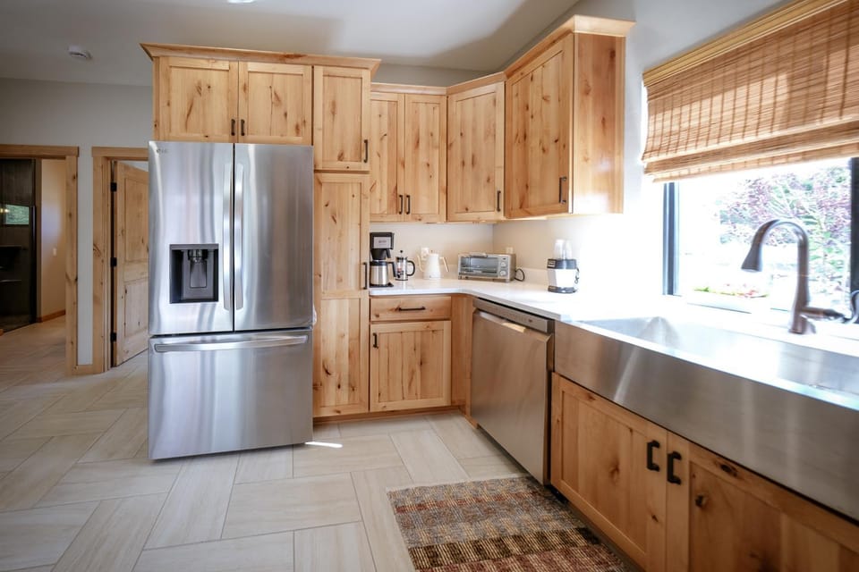 Modern Ski/Surf Paradise! Extended Colorado Stay House in Del Norte