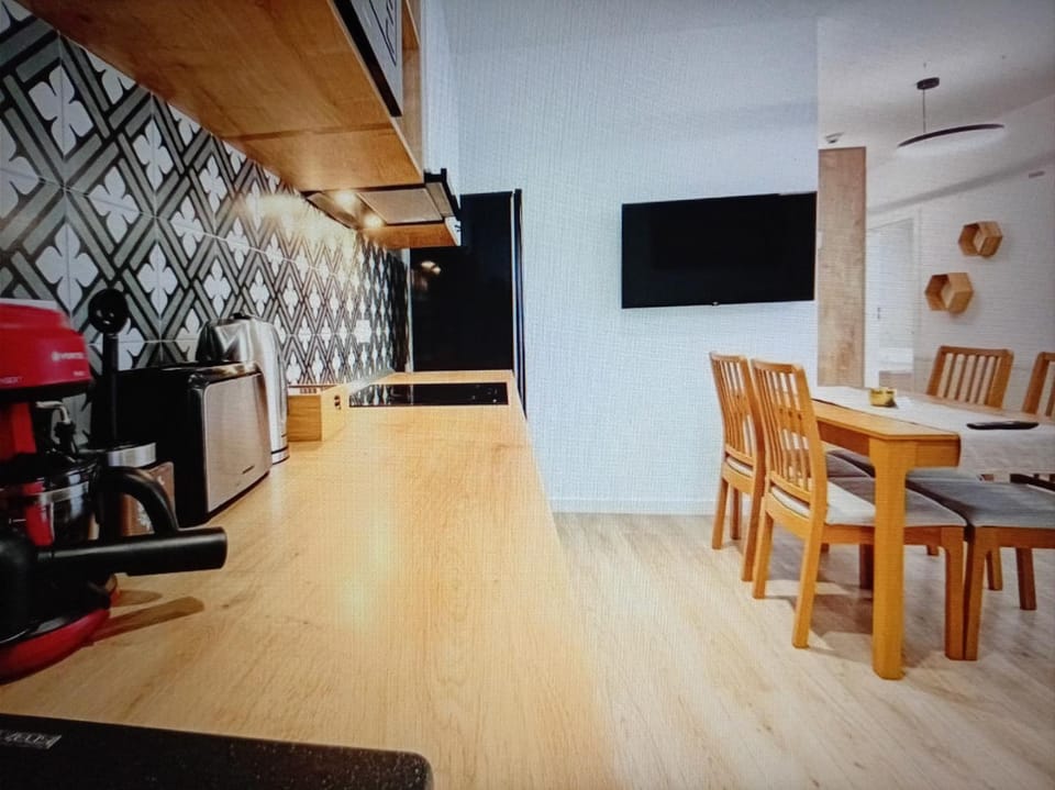 Moderni huoneisto viihtyisään majoittumiseen ja rauhallisiin hetkiin poissa kotoa Apartment in Rovaniemi