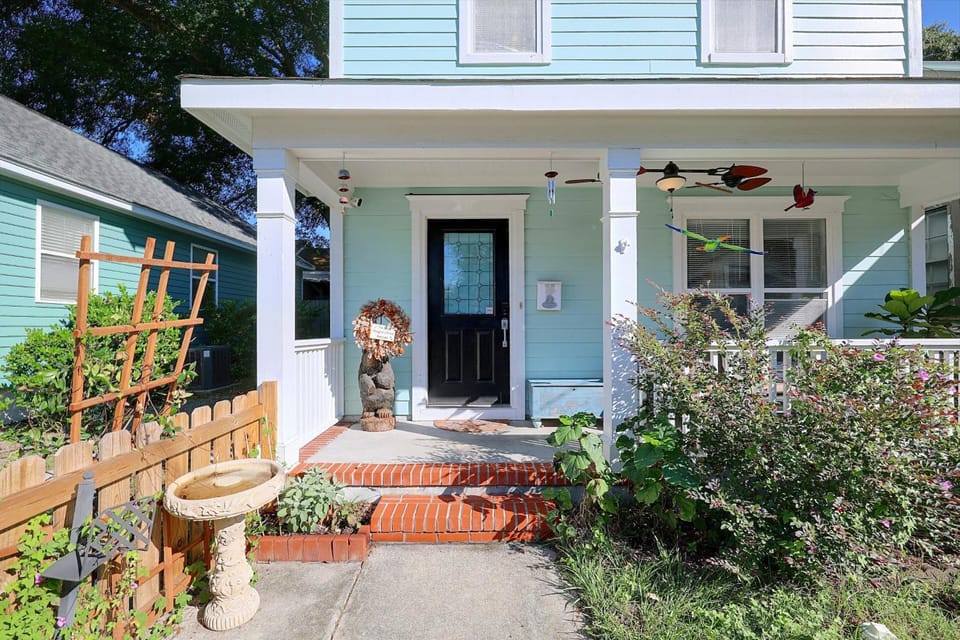 Like-Home Charm < 1 Mi to Historic Dtwn Wilimngton House in Wilmington