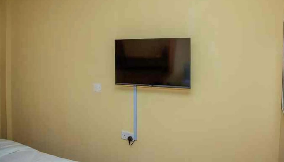 Mustard Studio With Free W-IFI And Parking Apartment in Kenya