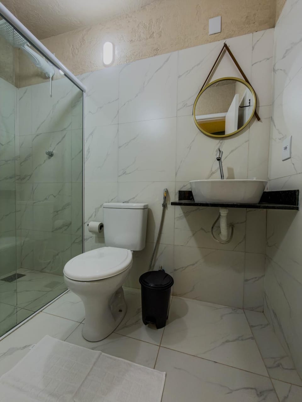 Suíte 02 Apartamento lindo para Momentos Especiais Apartment hotel in Uberlândia