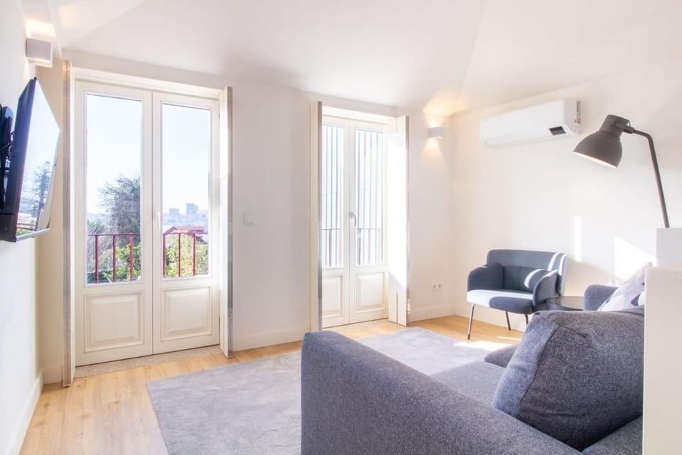 Caldeireiros 95 H Apartment in Porto