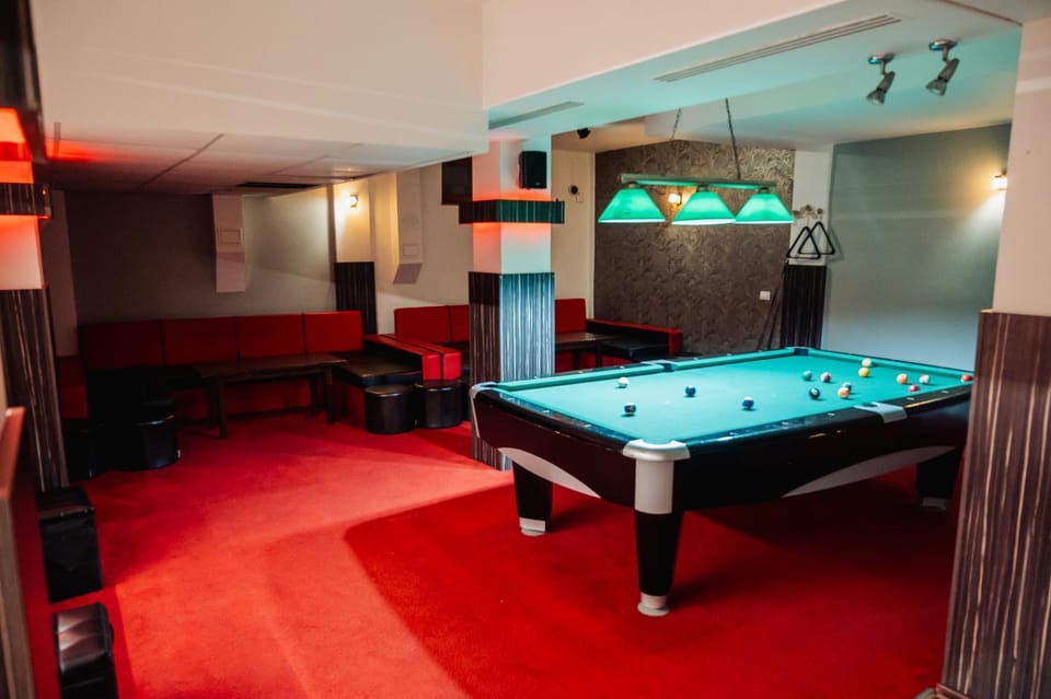 Billiard