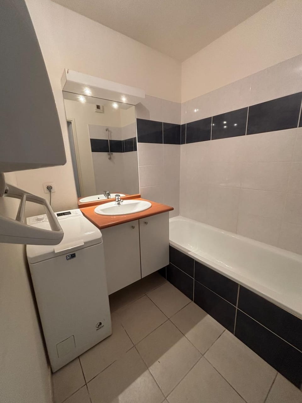 Charmant appartement 2 chambres avec jardin privé Apartment in Pessac
