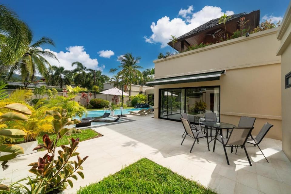 5 bedroom pool villa, walk to Bang Tao Beach Villa in Choeng Thale